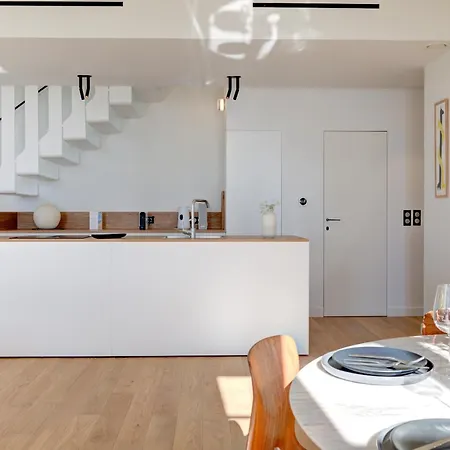 Immogroom - Luxueux - 2min Du Palais - Vue - Clim Appartement *