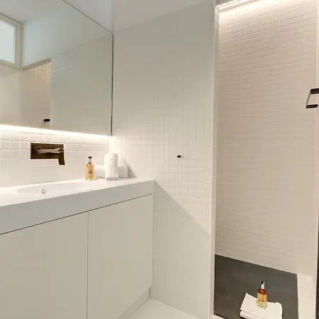 Daire Upstays 12 Palais Cannes